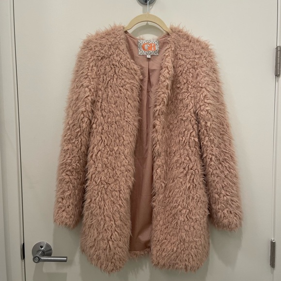 Gianni Bini Dusty Pink Fur Jacket - Picture 1 of 3